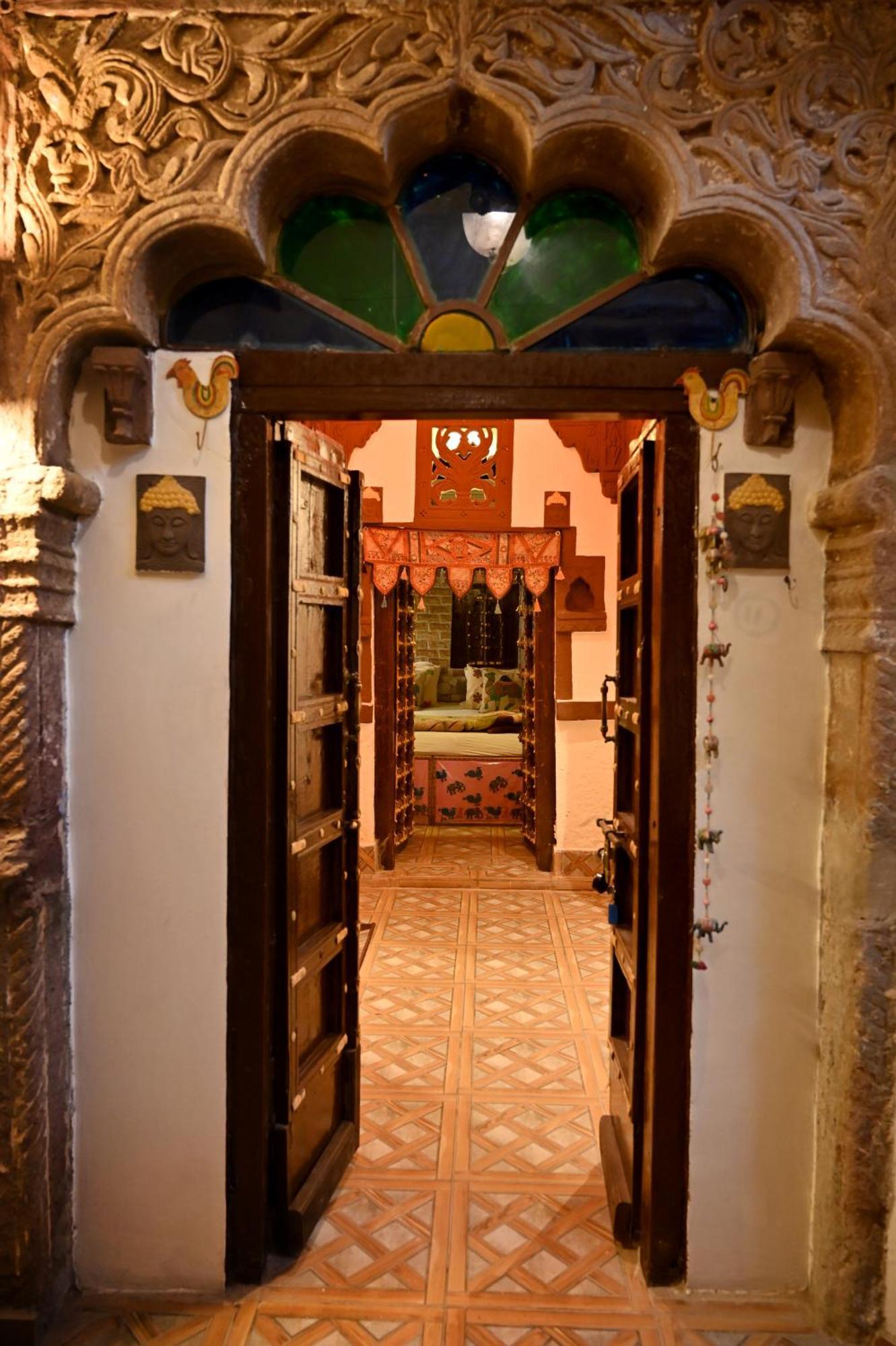 Отель Castle View Haveli Джодхпур Экстерьер фото