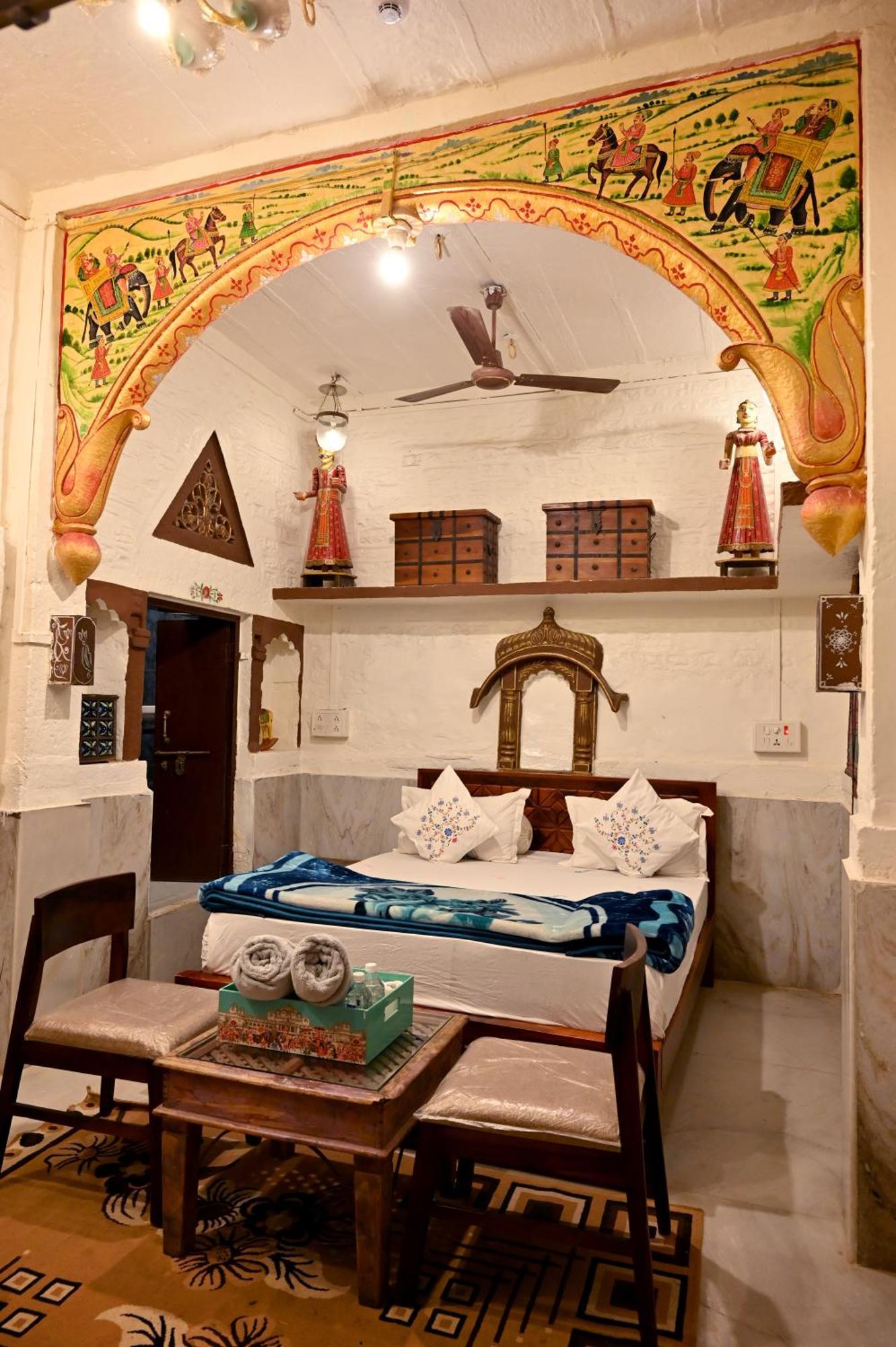 Отель Castle View Haveli Джодхпур Экстерьер фото