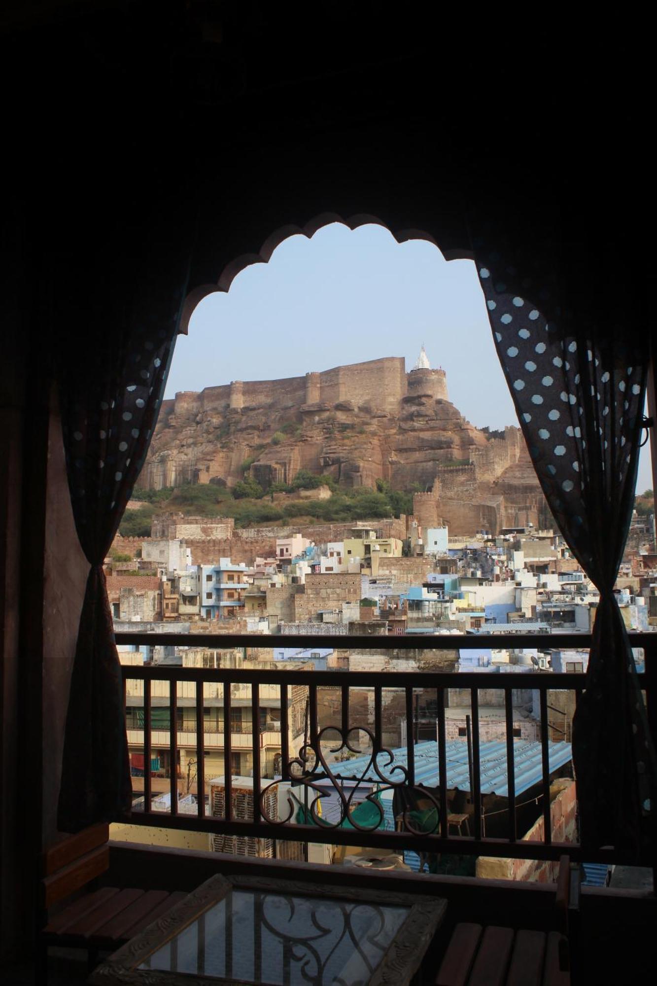 Отель Castle View Haveli Джодхпур Экстерьер фото