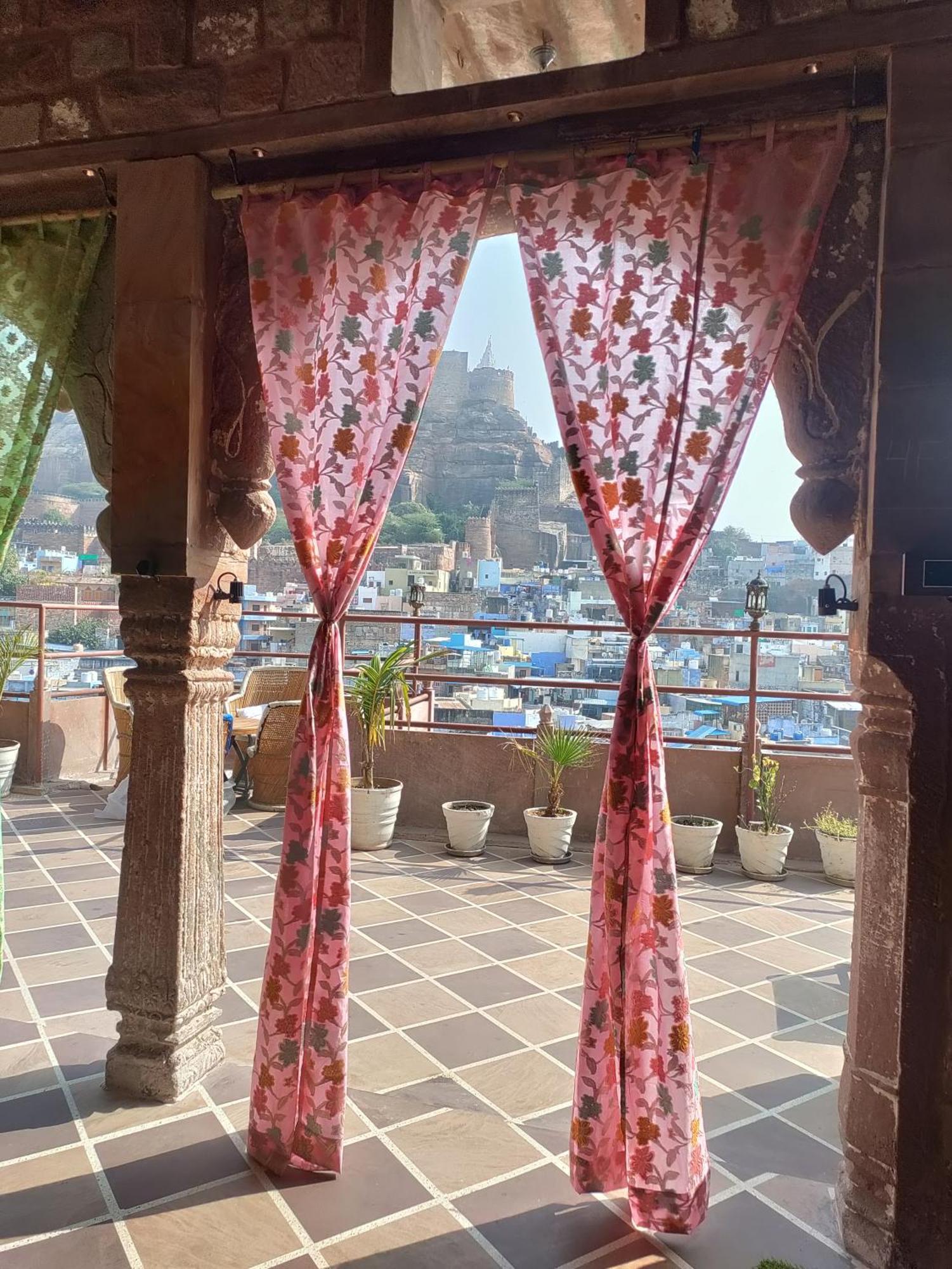 Отель Castle View Haveli Джодхпур Экстерьер фото