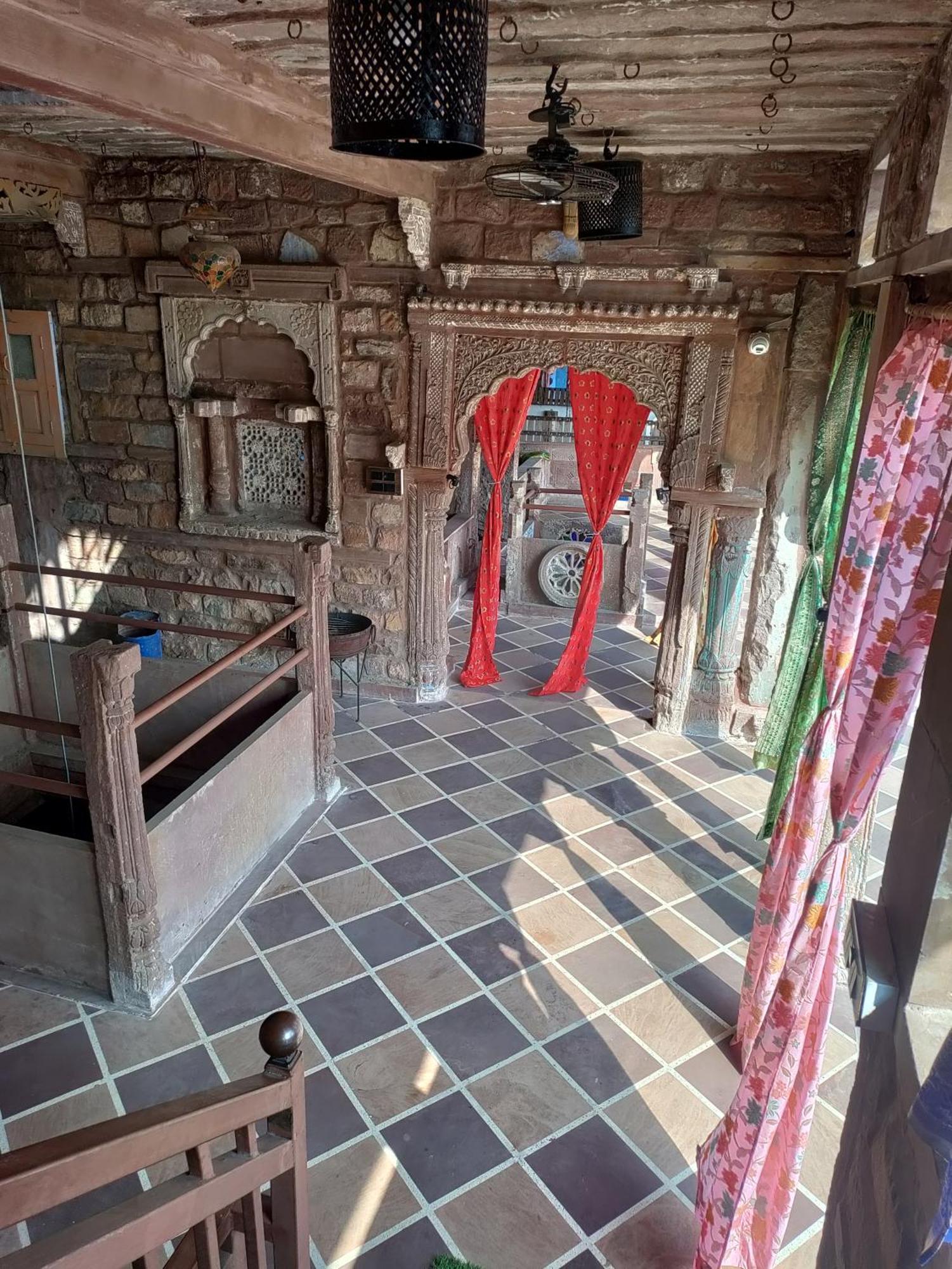 Отель Castle View Haveli Джодхпур Экстерьер фото
