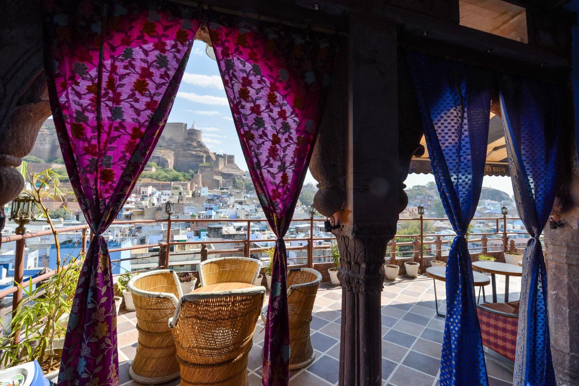 Отель Castle View Haveli Джодхпур Экстерьер фото