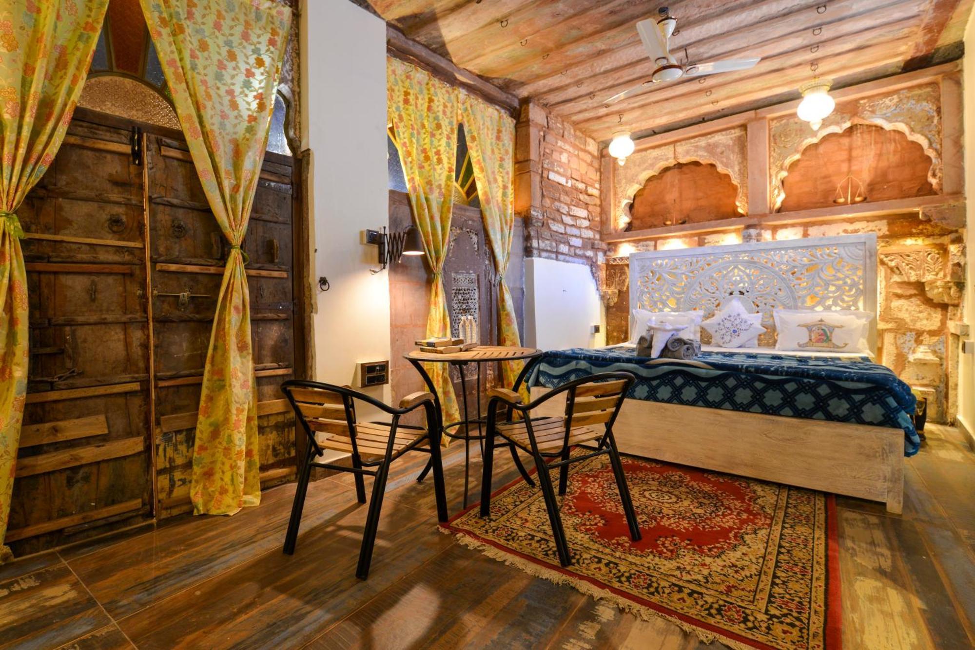 Отель Castle View Haveli Джодхпур Экстерьер фото
