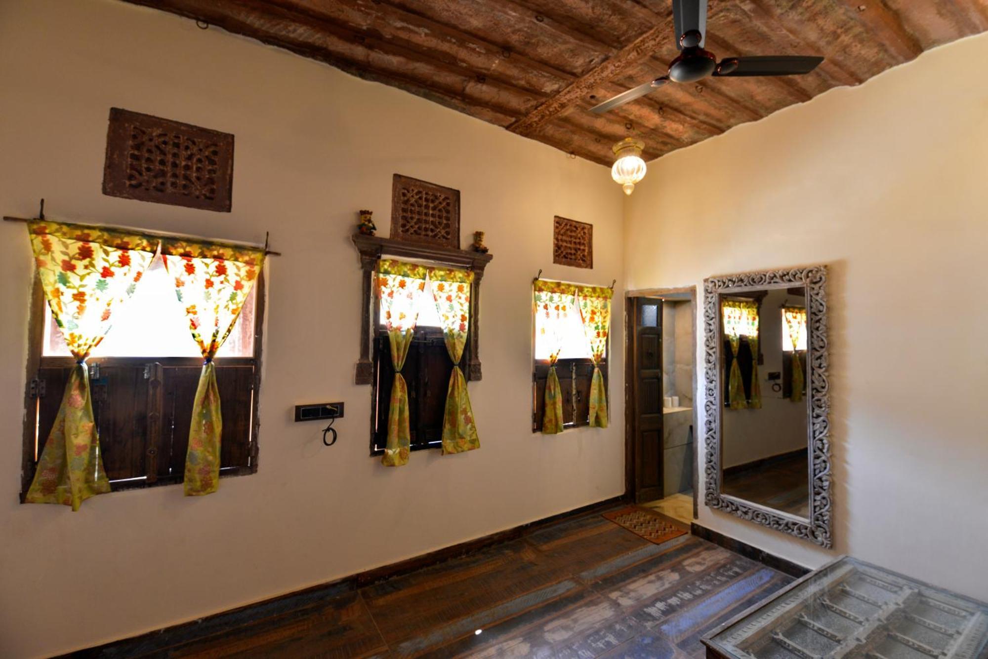 Отель Castle View Haveli Джодхпур Экстерьер фото